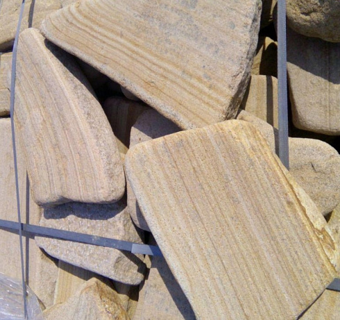 Kamenclub.ru: Песчаник пластушка галтованный желтый с рисунком (3 см)  купить в Луганске плитняк - пластушка желтый песчаник 21000 руб/м3   фото КАМЕНЬ КЛУБ