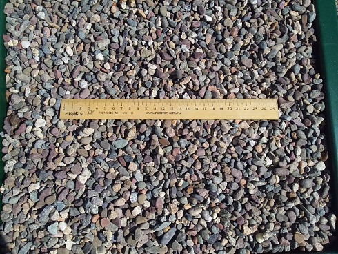 Kamenclub.ru: Галька речная окат цветная фр.5-10 мм. купить  в Луганске галька речная белый, серый, красноватый, синий, темно-серый речная окатанная галька декоративная 6800 руб/т   фото КАМЕНЬ КЛУБ