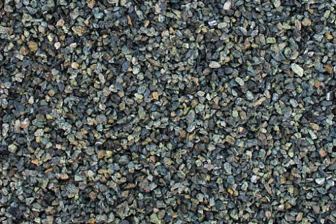 Kamenclub.ru: Щебень крошка зеленый (змеевик) фр. 3-5 мм  купить в Луганске камень змеевик зеленый, салатовый светло-зеленый мраморная каменная декоративная крошка 9000 руб/т   фото КАМЕНЬ КЛУБ