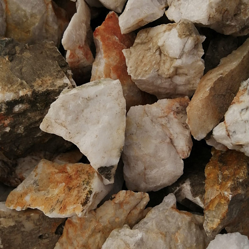 фото Кварц ( фр. 70-100 мм)  купить в Луганске в интернет-портале КАМЕНЬ КЛУБ