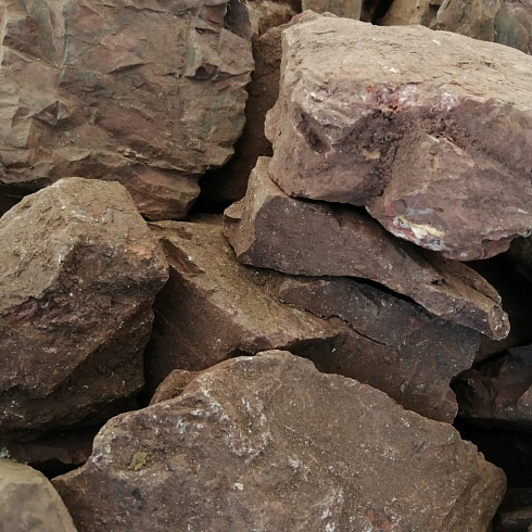 фото Яшма красная  (фр. 70-100 мм)  купить в Луганске в интернет-портале КАМЕНЬ КЛУБ