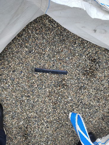 Kamenclub.ru: Галька речная окат (серая) фр.5-10 мм купить  в Луганске галька речная серая, серый, темно-серый, светло-серый, коричневый речная окатанная галька декоративная ландшатфная 5000 руб/т   фото КАМЕНЬ КЛУБ