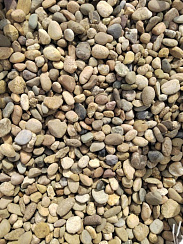 Kamenclub.ru: Галька речная окат рыжая фр. 20-40 мм. купить  в Луганске галька речная окатанная рыжая желтая серая округлая речная галька 5000 руб/т   фото КАМЕНЬ КЛУБ