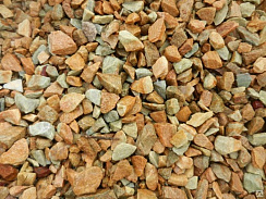 Kamenclub.ru: Щебень крошка желтый (ЗЛАТОЛИТ) фр. 3-5 мм.  купить в Луганске златолит золотистый, бежевый, желтый мрамор 12 000 руб/т   фото КАМЕНЬ КЛУБ