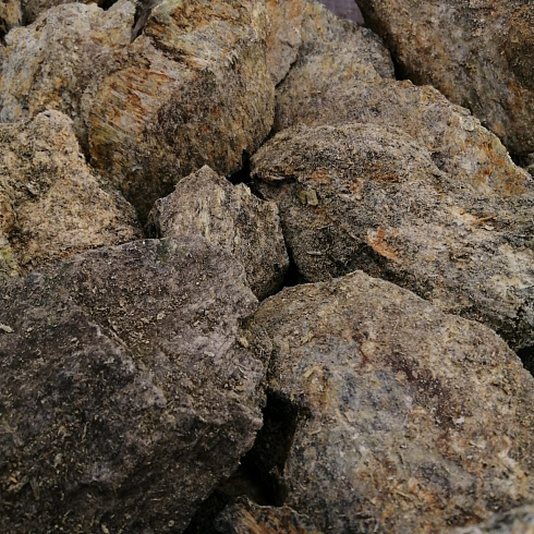 фото Змеевик салатовый  (фр. 70-100 мм)  купить в Луганске в интернет-портале КАМЕНЬ КЛУБ