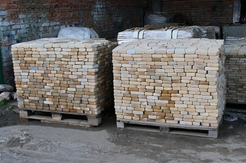 Kamenclub.ru: Песчаник брусчатка (Готика) art PSG-L-01  купить в Луганске    2300 руб/кв.м   фото КАМЕНЬ КЛУБ