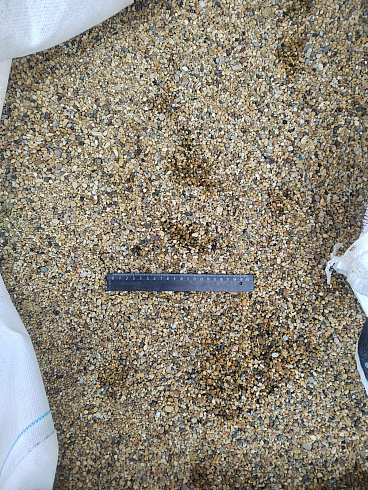 Галька речная окат (рыжая) фр.3-5 мм купить в Луганске 