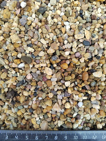 Галька речная окат (рыжая) фр.3-5 мм купить в Луганске 