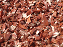 Kamenclub.ru: Щебень крошка красный (ЯШМА) фр. 5-10 мм.  купить в Луганске крошка каменная яшмы красный, бордовый, темно-красный декоративная крошка ландшафтная каменная яшмоидная 8500 руб/т   фото КАМЕНЬ КЛУБ