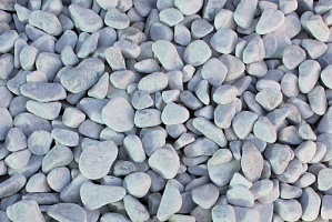 Kamenclub.ru: Мраморная крошка (щебень галтованный белый), фр.20-40 мм.  купить в Луганске мрамор белый бежевый молочный мраморный щебень декоративный 17000 руб/т   фото КАМЕНЬ КЛУБ