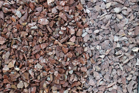 Kamenclub.ru: Мраморная крошка (щебень крошка розовый) фр. 10-20 мм.  купить в Луганске мрамор розовый, красный каменная декоративная крошка ландшафтная 11000 руб/т   фото КАМЕНЬ КЛУБ