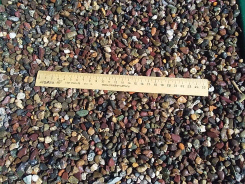 Kamenclub.ru: Галька речная окат цветная фр.5-10 мм. купить  в Луганске галька речная белый, серый, красноватый, синий, темно-серый речная окатанная галька декоративная 6800 руб/т   фото КАМЕНЬ КЛУБ