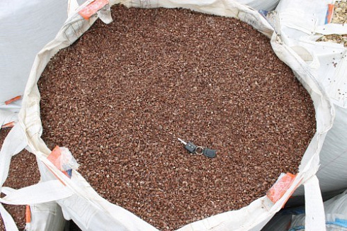 Kamenclub.ru: Мраморная крошка (щебень крошка розовый) фр. 5-10 мм.  купить в Луганске мрамор розовый, красный щебень колотый ландшафтный декоративный  11000 руб/т   фото КАМЕНЬ КЛУБ